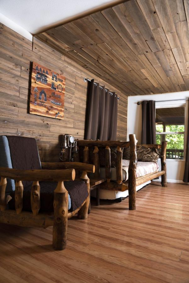 Remodelled Cabin! Great Location! Sevierville Eksteriør billede